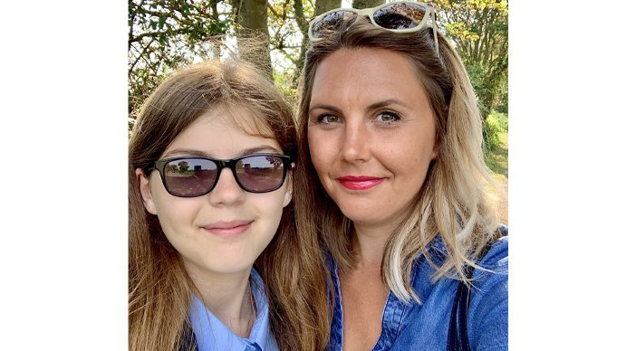 Photo of Laura and Jorja